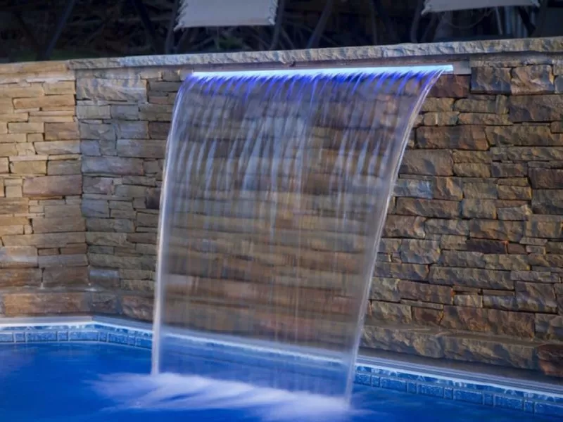 cascada-laminar-con-led-emaux-para-piscina-en-abs-4645